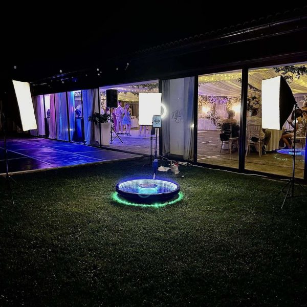 360 фото будка за сватби